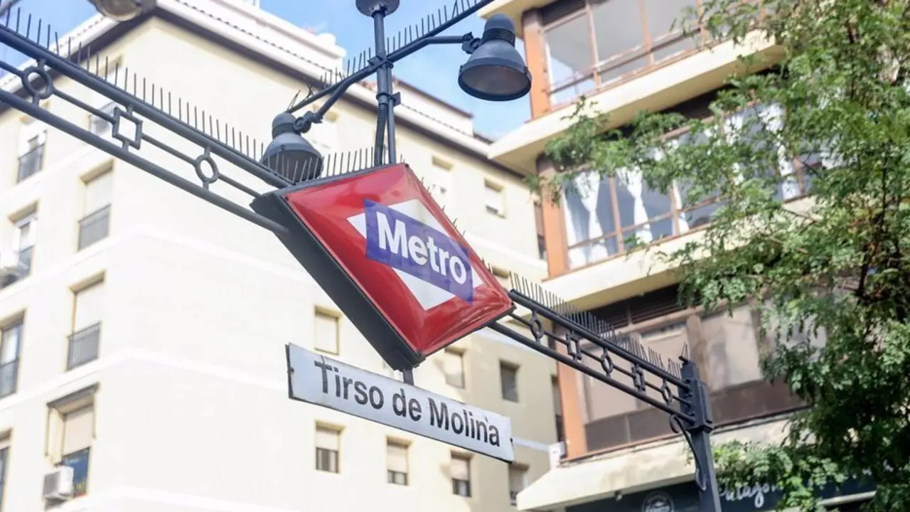Estaci&oacute;n de Metro de Tirso de Molina