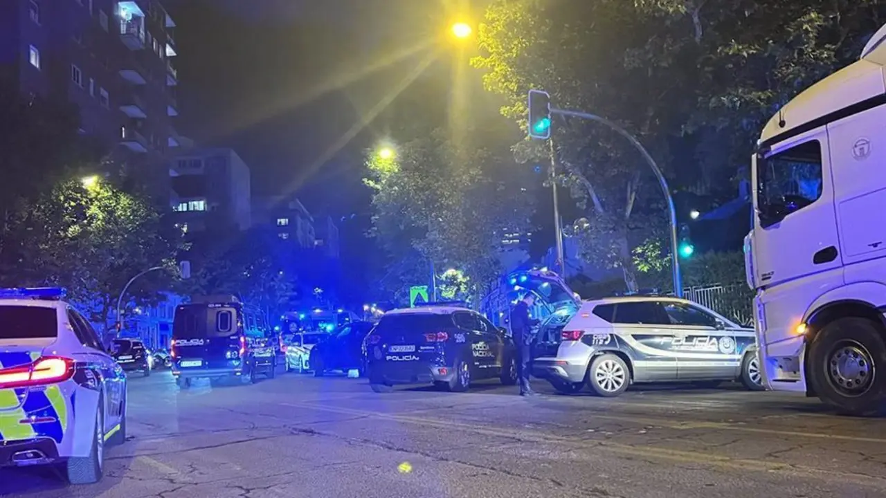 Polic&iacute;a cerca de la zona del Bernab&eacute;u en Madrid