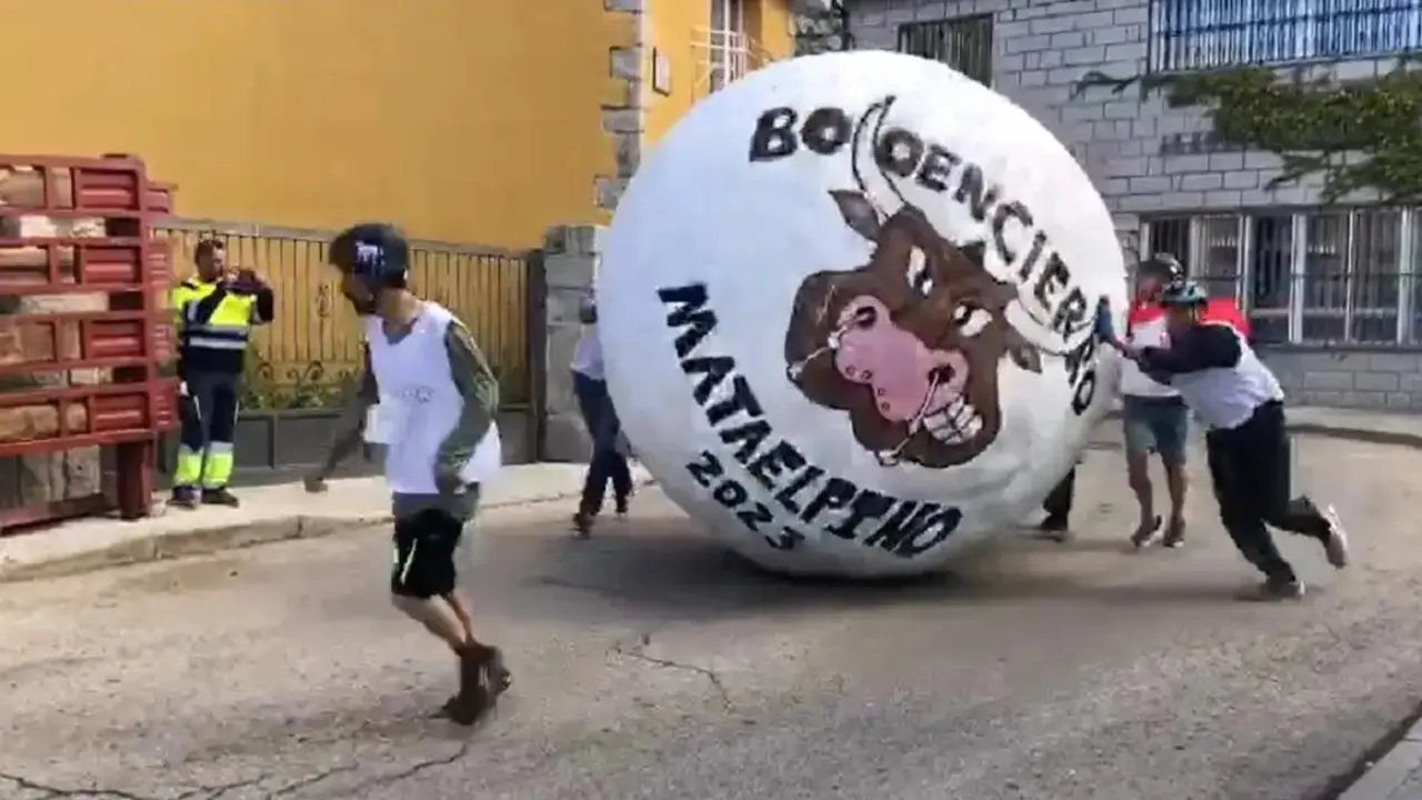 Boloencierro en Mataelpino