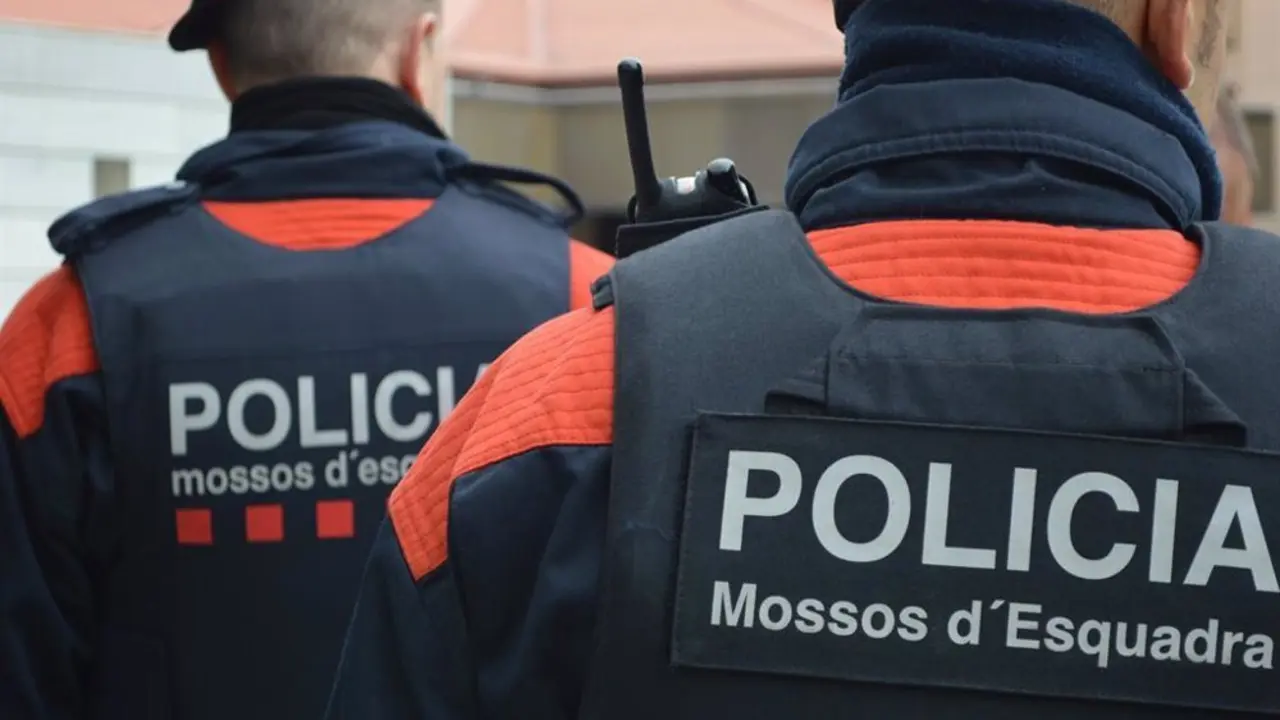 Polic&iacute;a