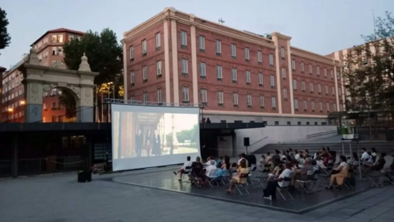 Cerca de 3.000 disfrutaron de la &uacute;ltima edici&oacute;n del cine de verano de Retiro