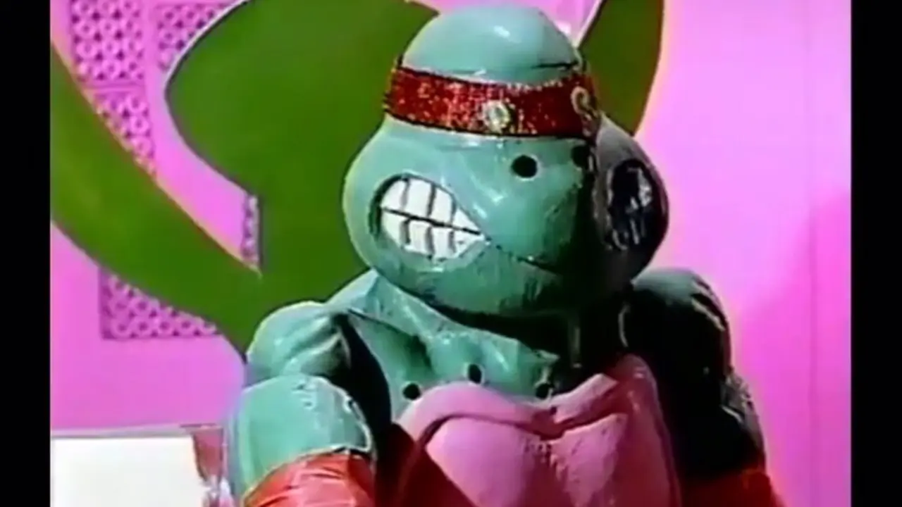 Imagen de uno de los personajes cutres de las tortugas ninjas, visualmente de mala calidad, cara hinchada y deforme con expresi&oacute;n enfadada