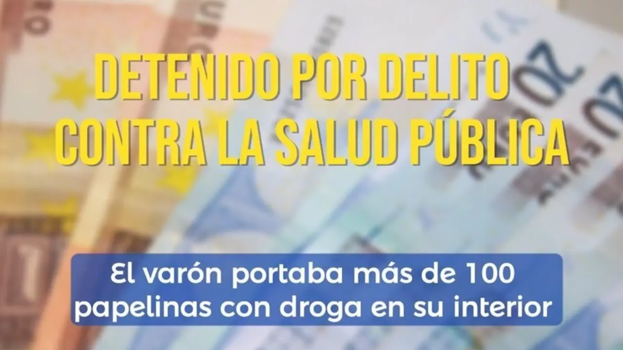 Imagen de dinero de fondo con el texto donde se lee la noticia del suceso "Detenido por delito contra la salud p&uacute;blica"