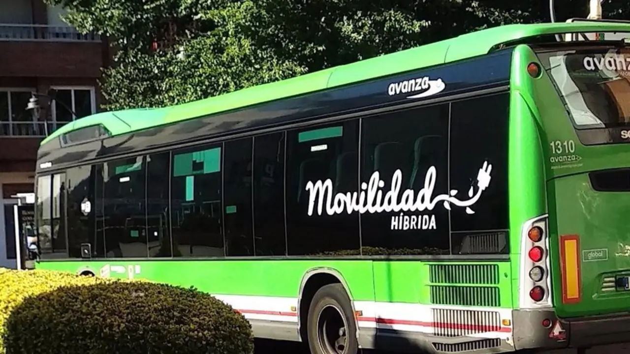 Autob&uacute;s interurbano