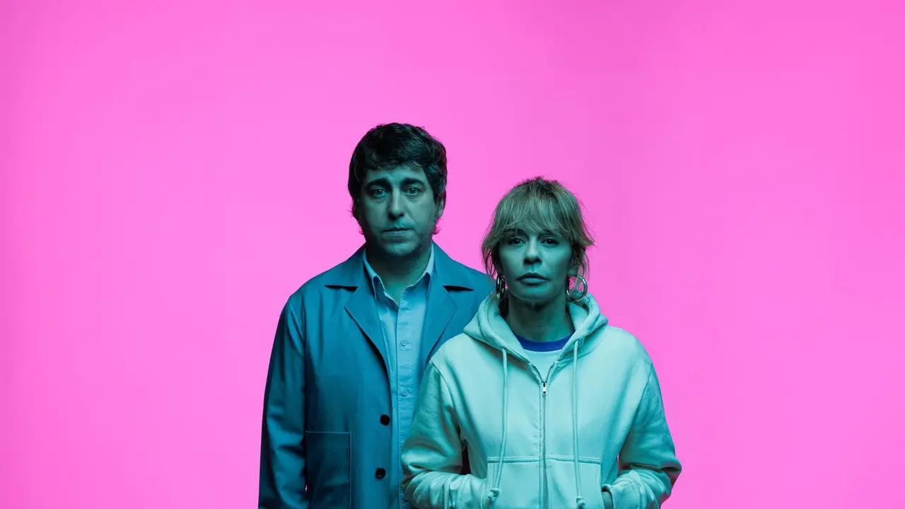 'La gram&aacute;tica'. con su elenco. Imagen de Matadero Madrid.
