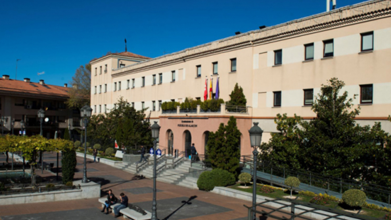 Fachada del Ayuntamiento de Pozuelo de Alarc&oacute;n