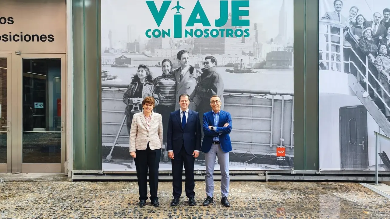 'Viaje Con Nosotros', Una Exposici&oacute;n Que Recorre El Mundo A Trav&eacute;s De M&aacute;s De 300 Fotograf&iacute;as Y Documentos En El &Aacute;guila
