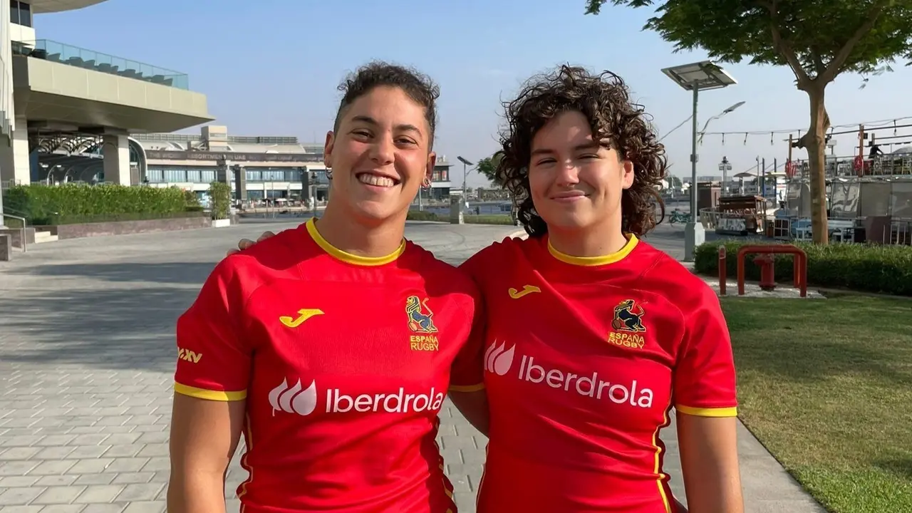 Mar&iacute;a del Castillo y L&iacute;a Pi&ntilde;eiro, jugadoras del Ol&iacute;mpico de Pozuelo.