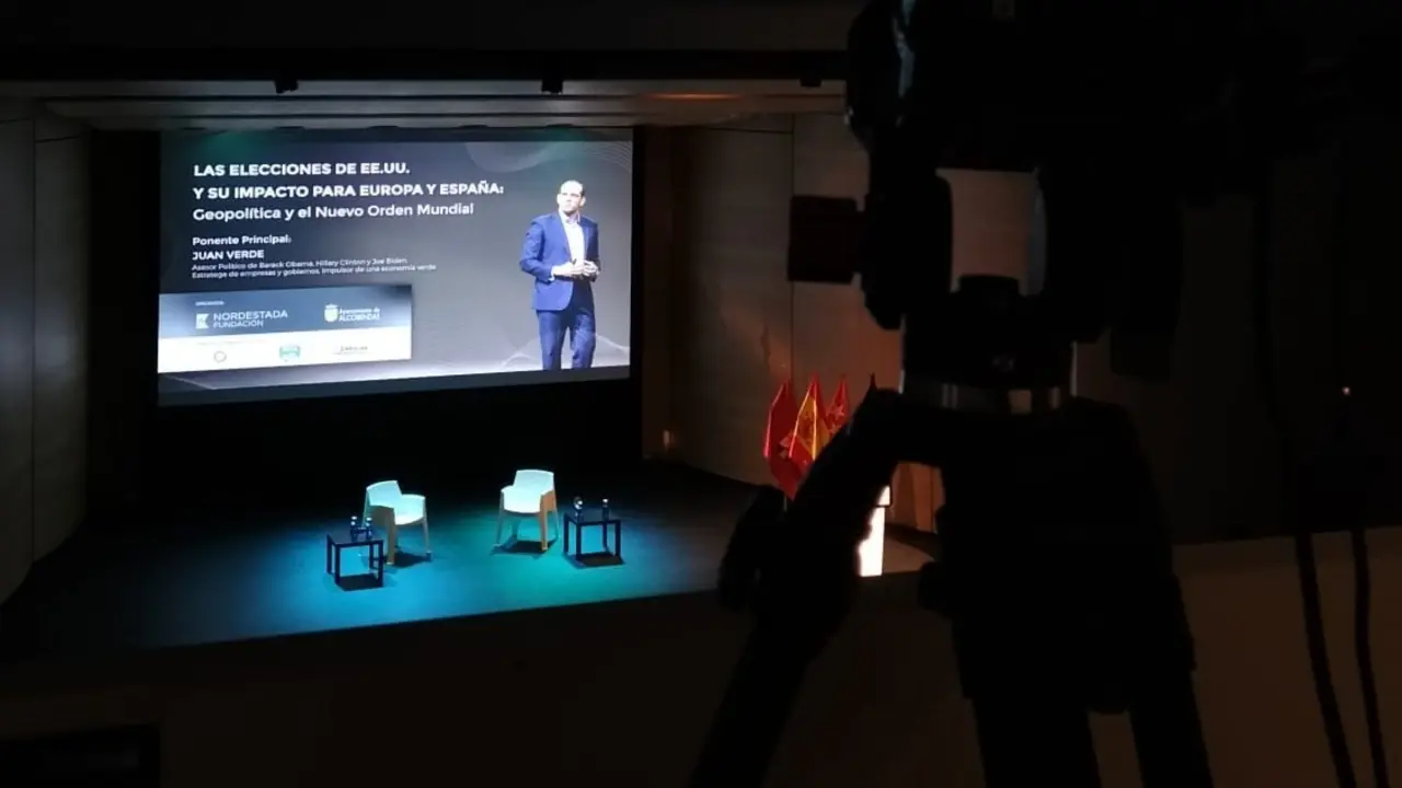 Conferencia de Juan Verde en Alcobendas.