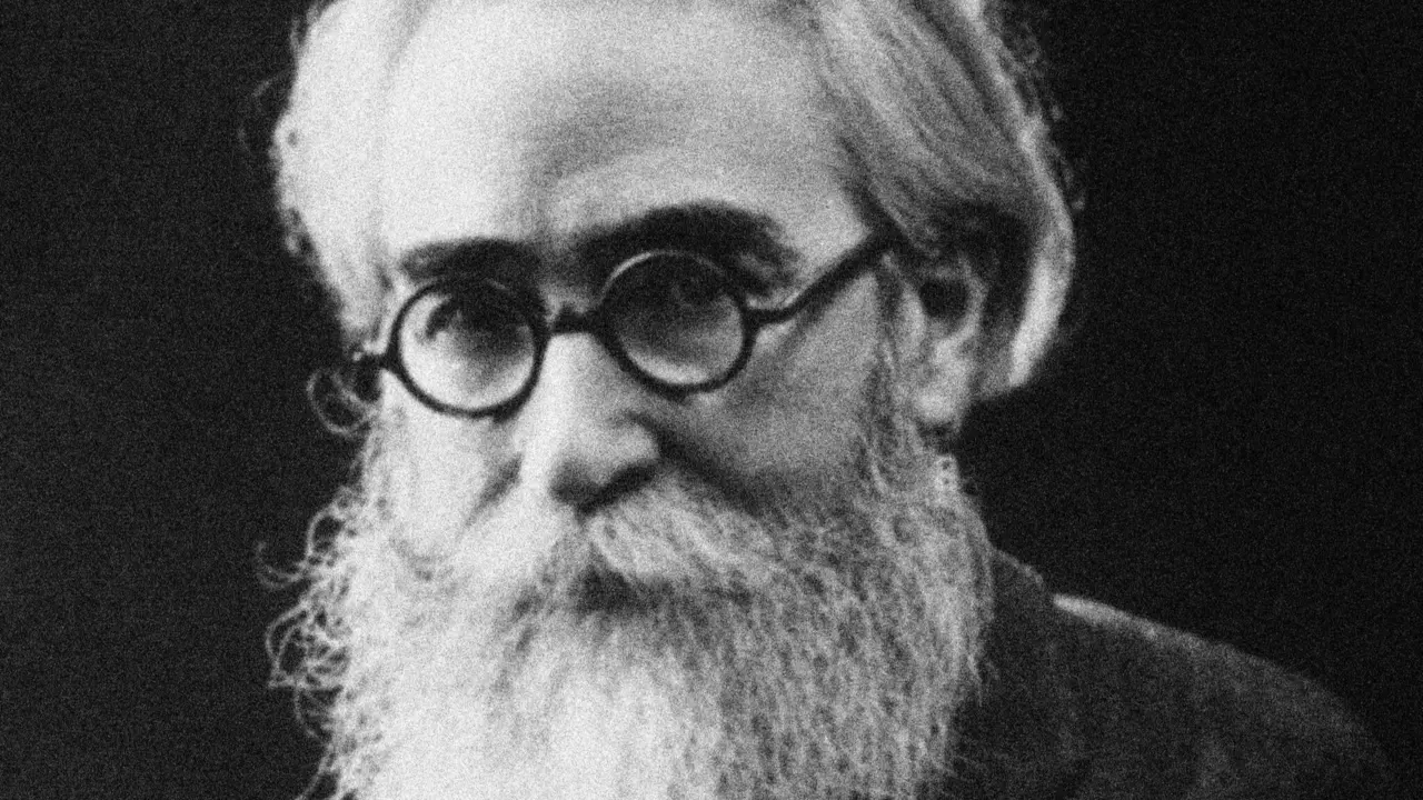 Ram&oacute;n Mar&iacute;a del Valle-Incl&aacute;n. Dramaturgo y poeta espa&ntilde;ol
