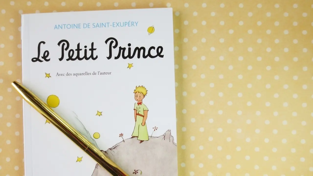 Libro 'El Principito' en versi&oacute;n original