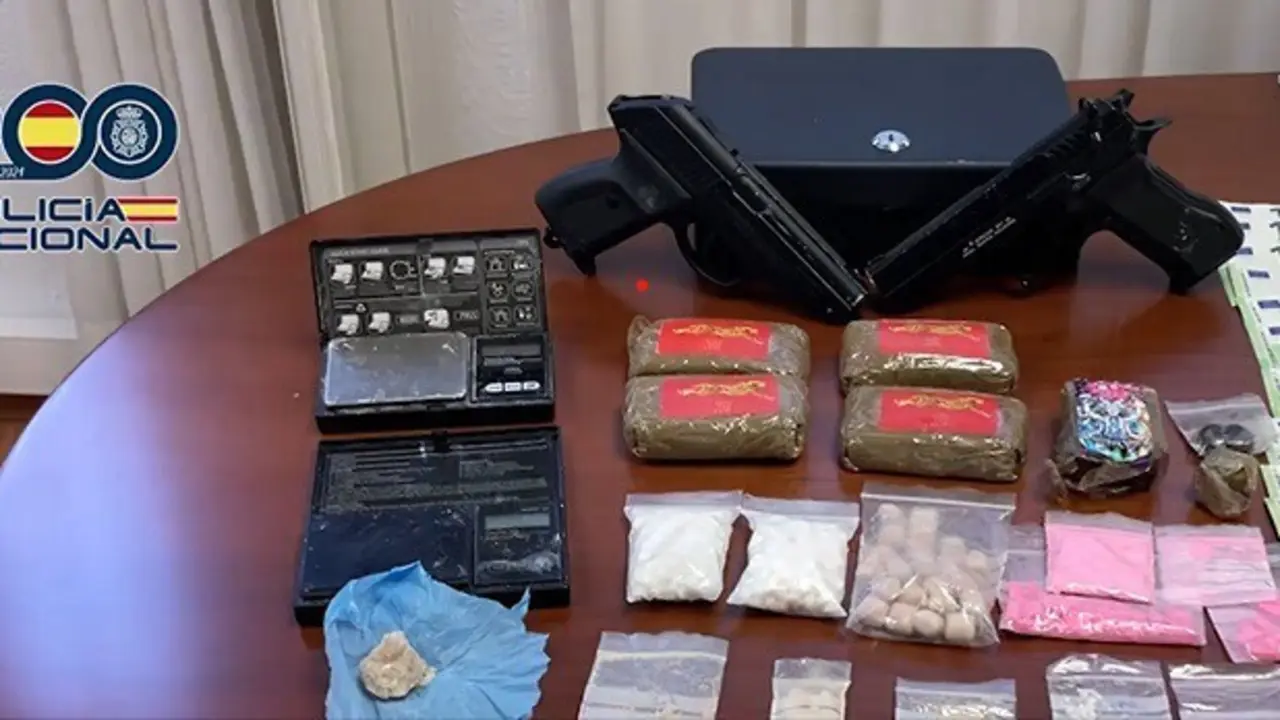 Desarticulada una banda que robaba a punta de pistola joyer&iacute;as y tiendas de telefon&iacute;a de Torrej&oacute;n.
