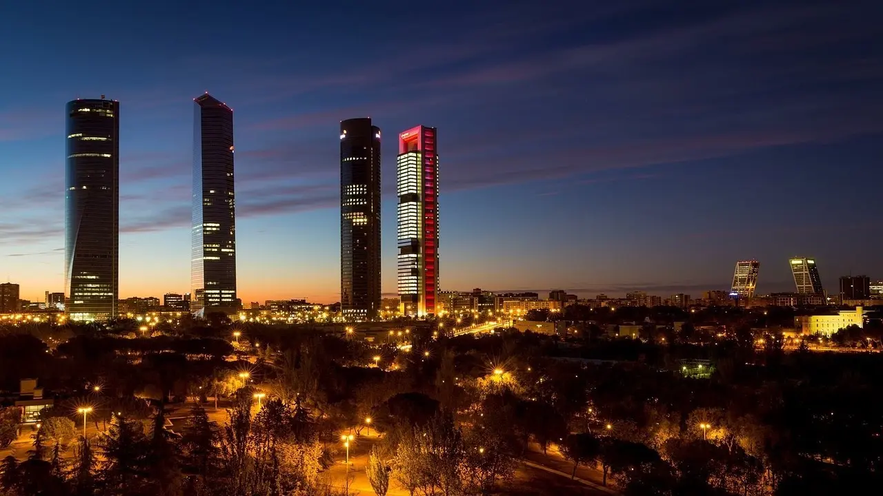 Imagen de archivo de las cuatro torres de Madrid.