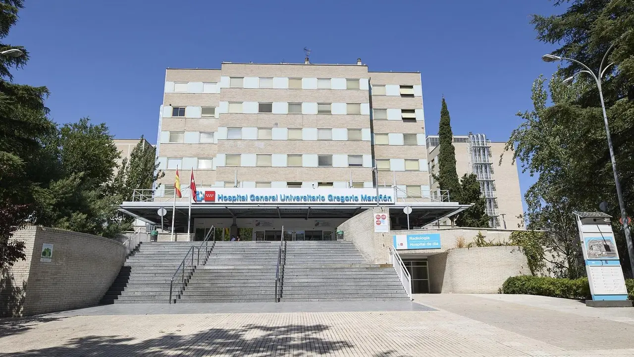 Portada del Hospital Gregorio Mara&ntilde;&oacute;n.