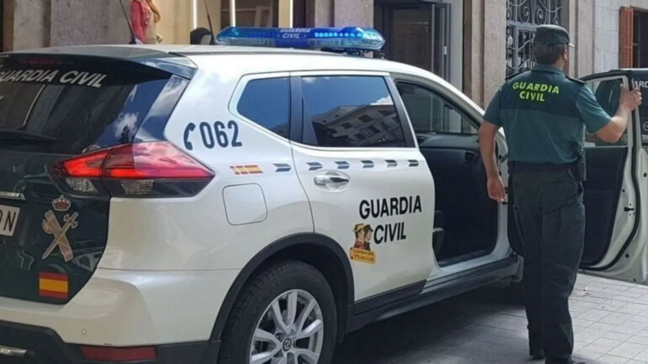 Patrulla de la Guardia Civil en imagen de archivo.