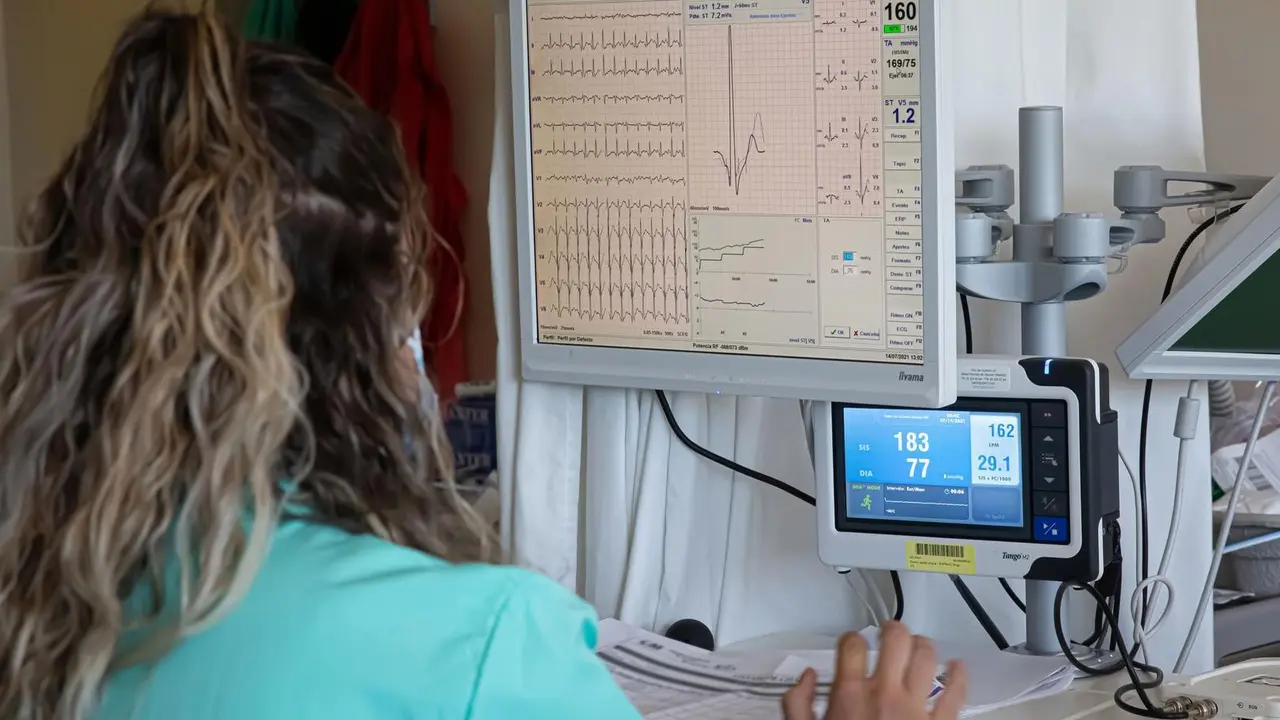 Curso de electrocardiograf&iacute;a.
