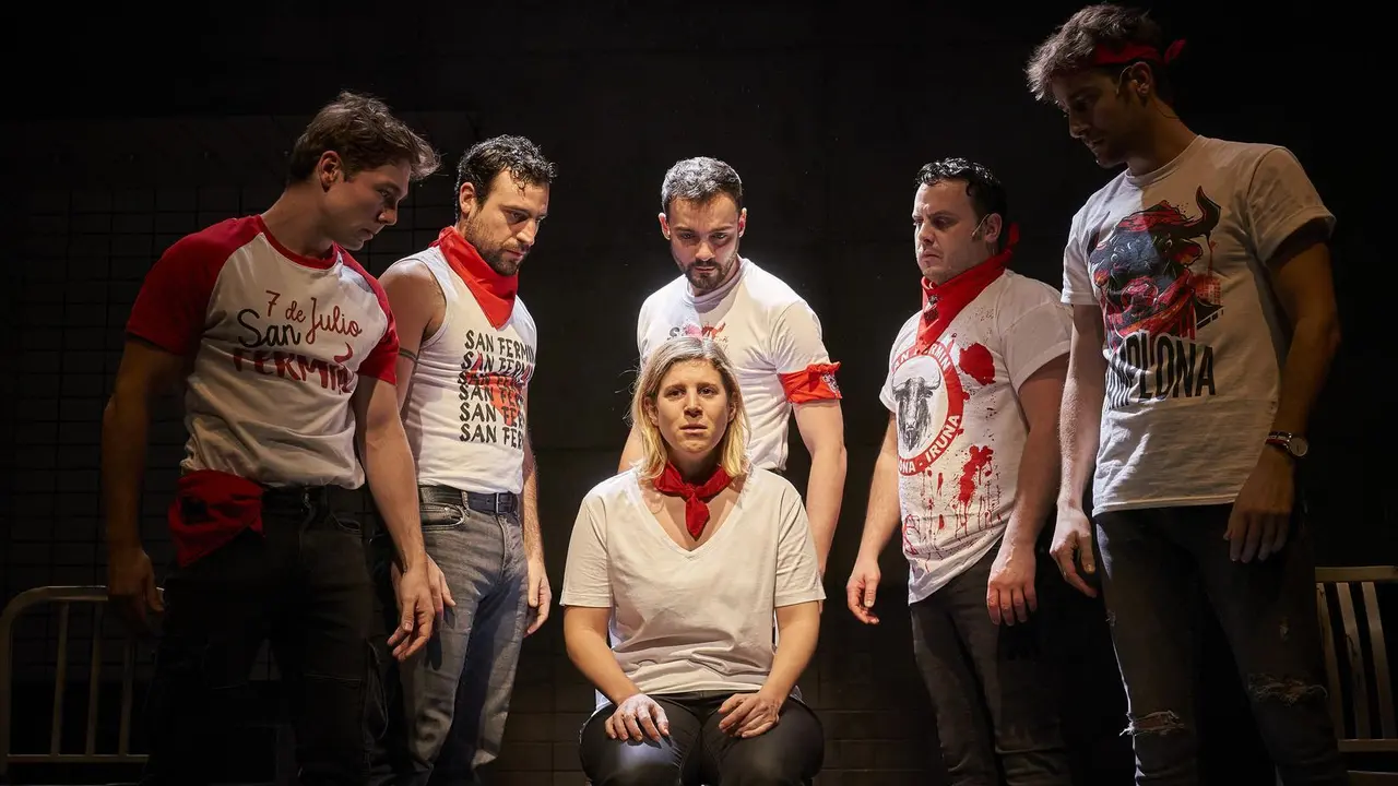Escena de la obra 'Jaur&iacute;a'. Fotograf&iacute;a de David Ruano cedida por Nave 10 Matadero.