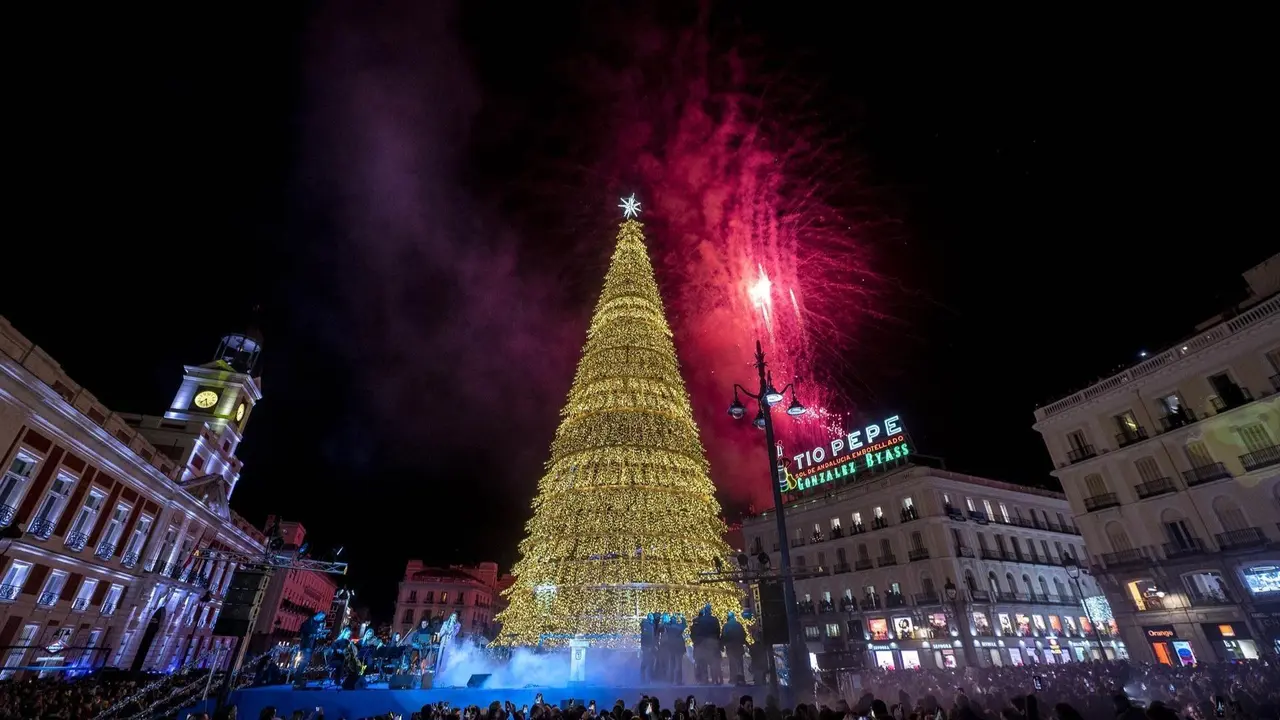 Encendido de luces 2023.
