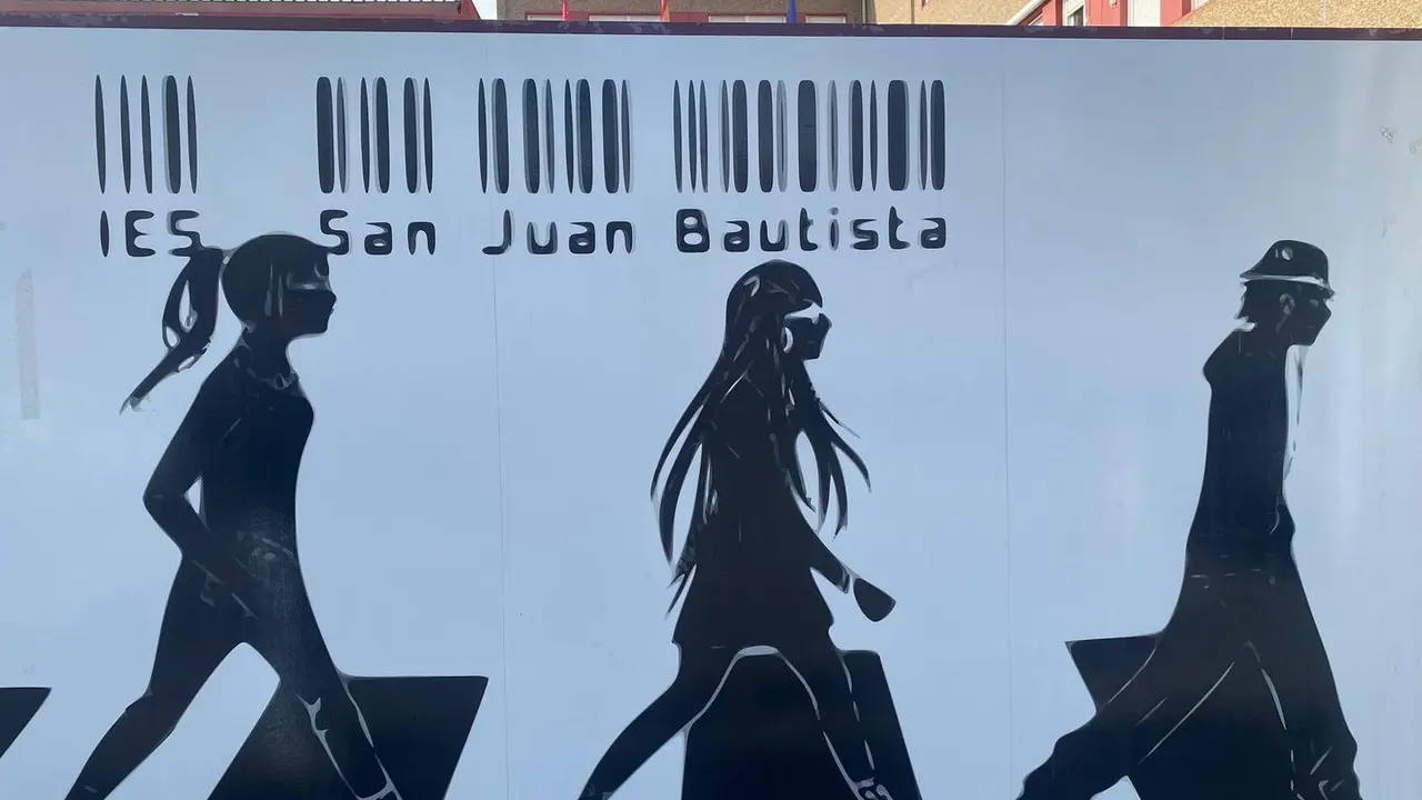 Mural del Instituto San Juan Bautista, ubicado en la capital.