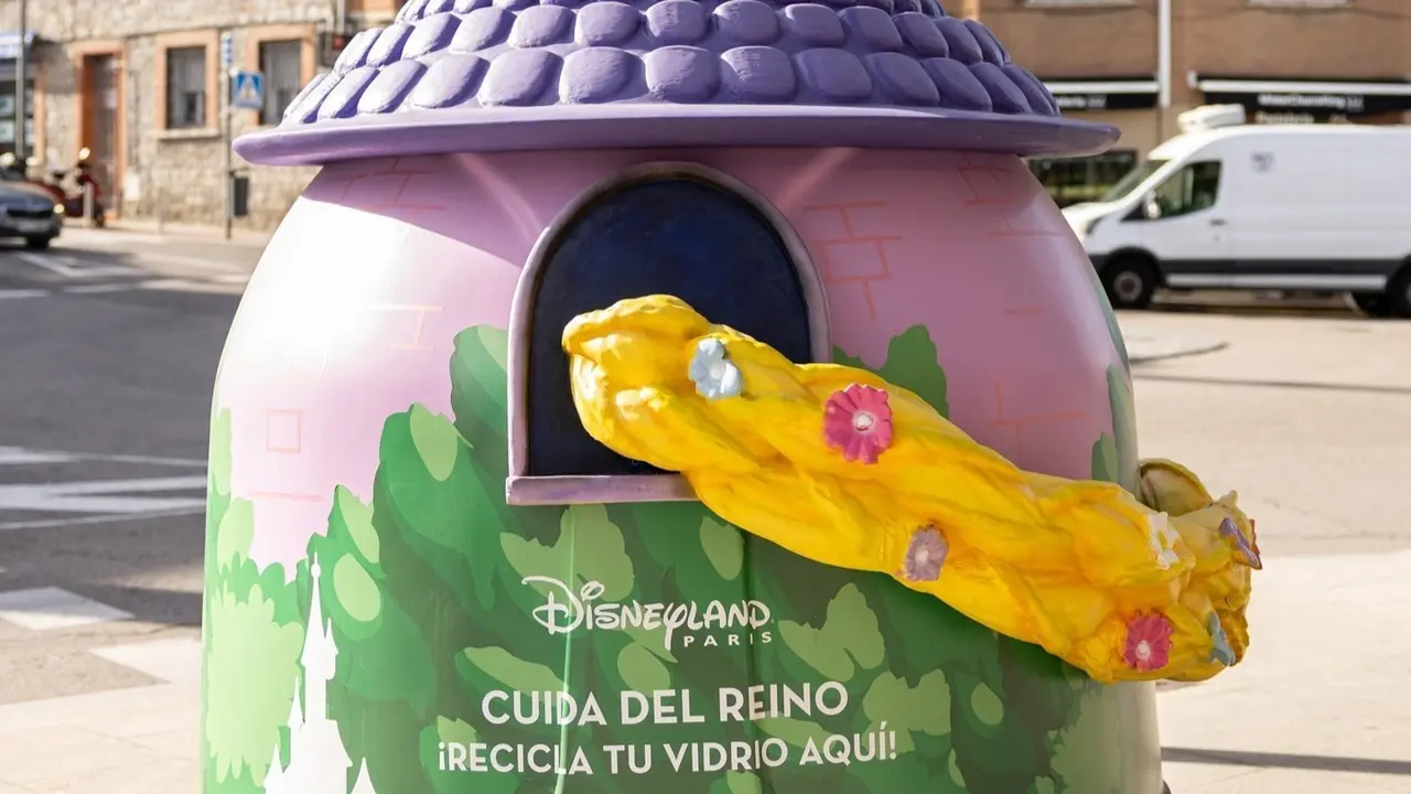 La magia del reciclaje de vidrio vuelve a tomar las calles de Pozuelo de Alarc&oacute;n.