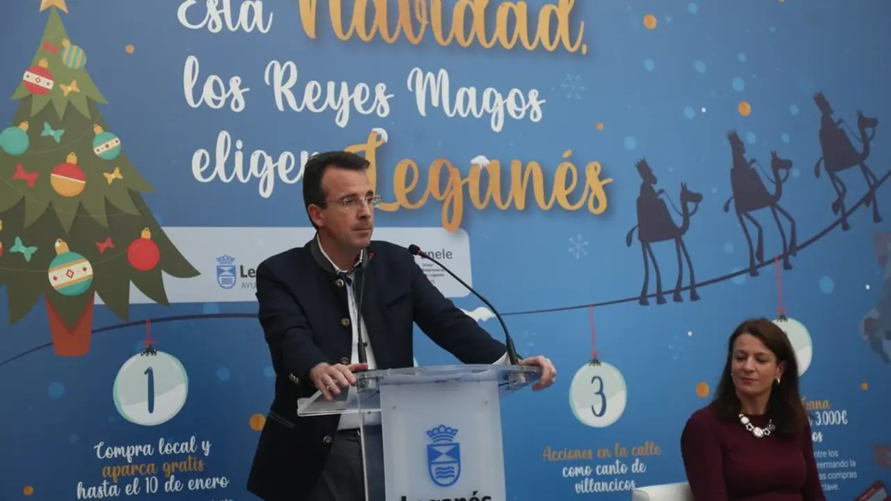 Presentaci&oacute;n de la campa&ntilde;a de comercio navide&ntilde;o 2024 en Legan&eacute;s.