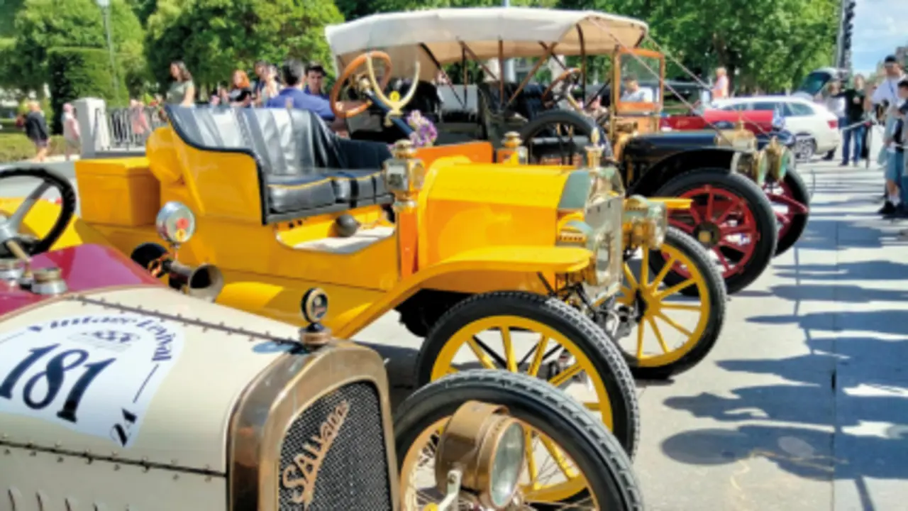 Coches cl&aacute;sicos.