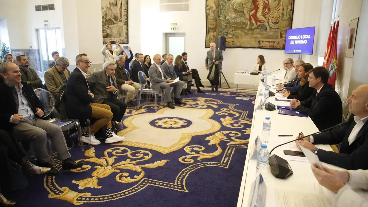 Sesi&oacute;n del Consejo Local de Turismo. Imagen cedida por el Ayuntamiento de Madrid.