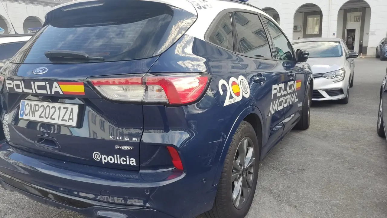 Coche de Polic&iacute;a Nacional.