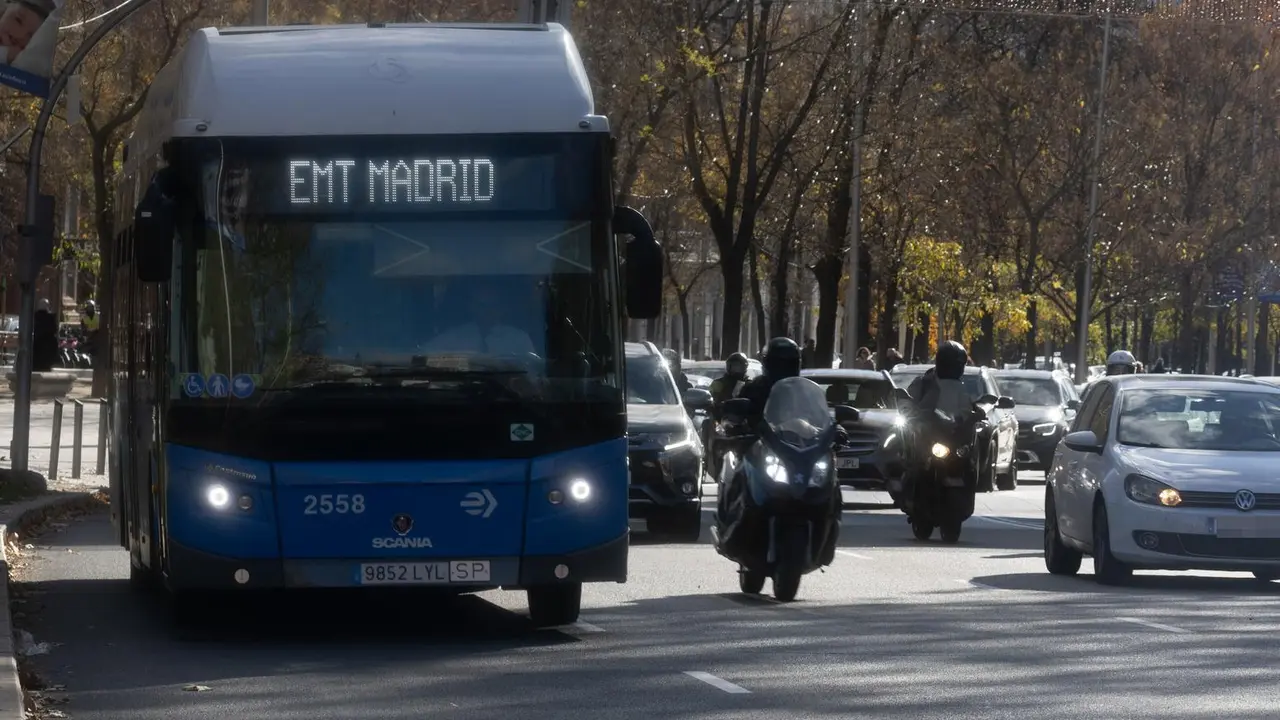 Un autob&uacute;s de la EMT en archivo.