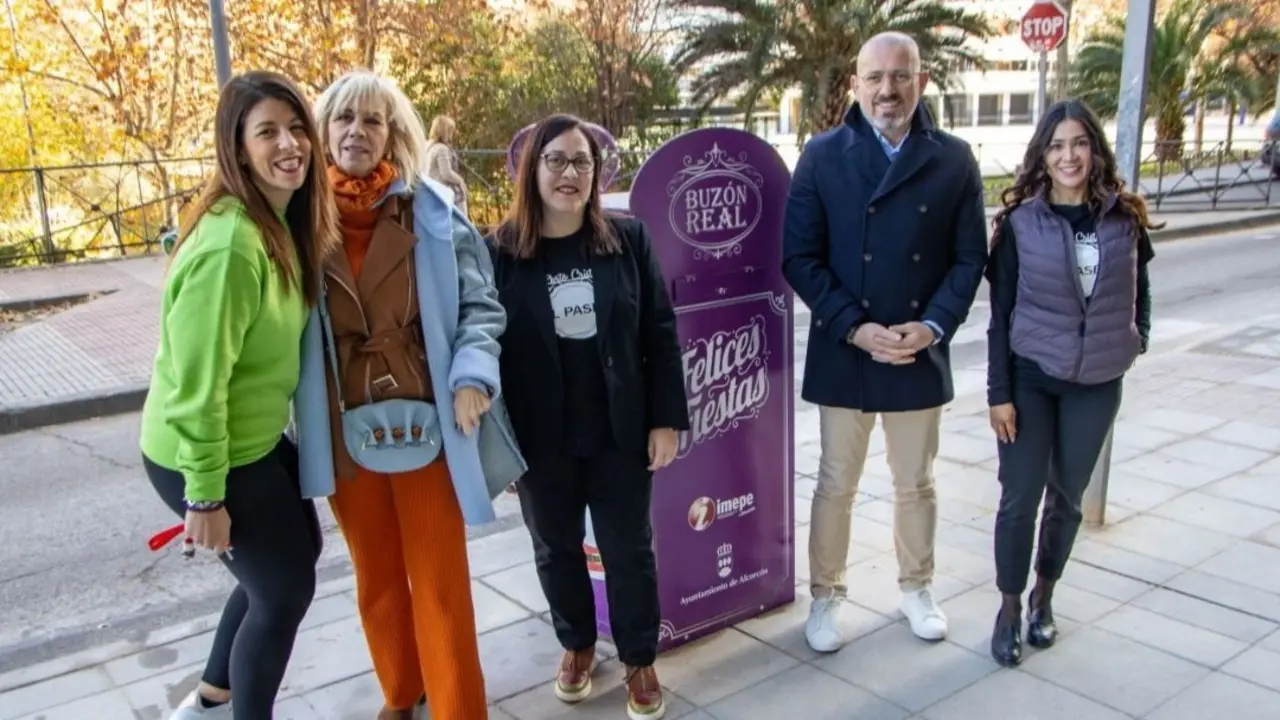 Inauguraci&oacute;n de los buzones locales de Alcorc&oacute;n.