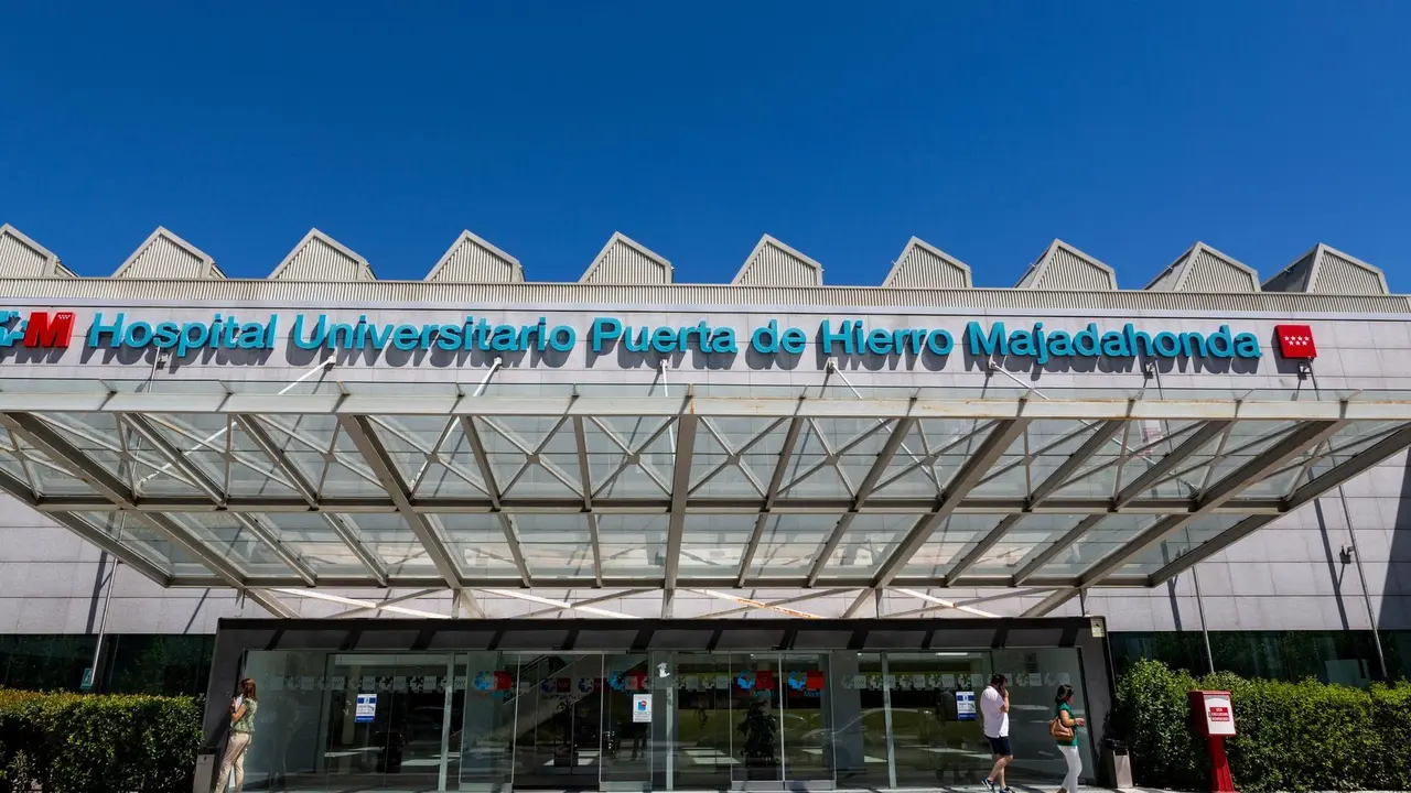 Fachada del hospital Puerta de Hierro de Majadahonda.