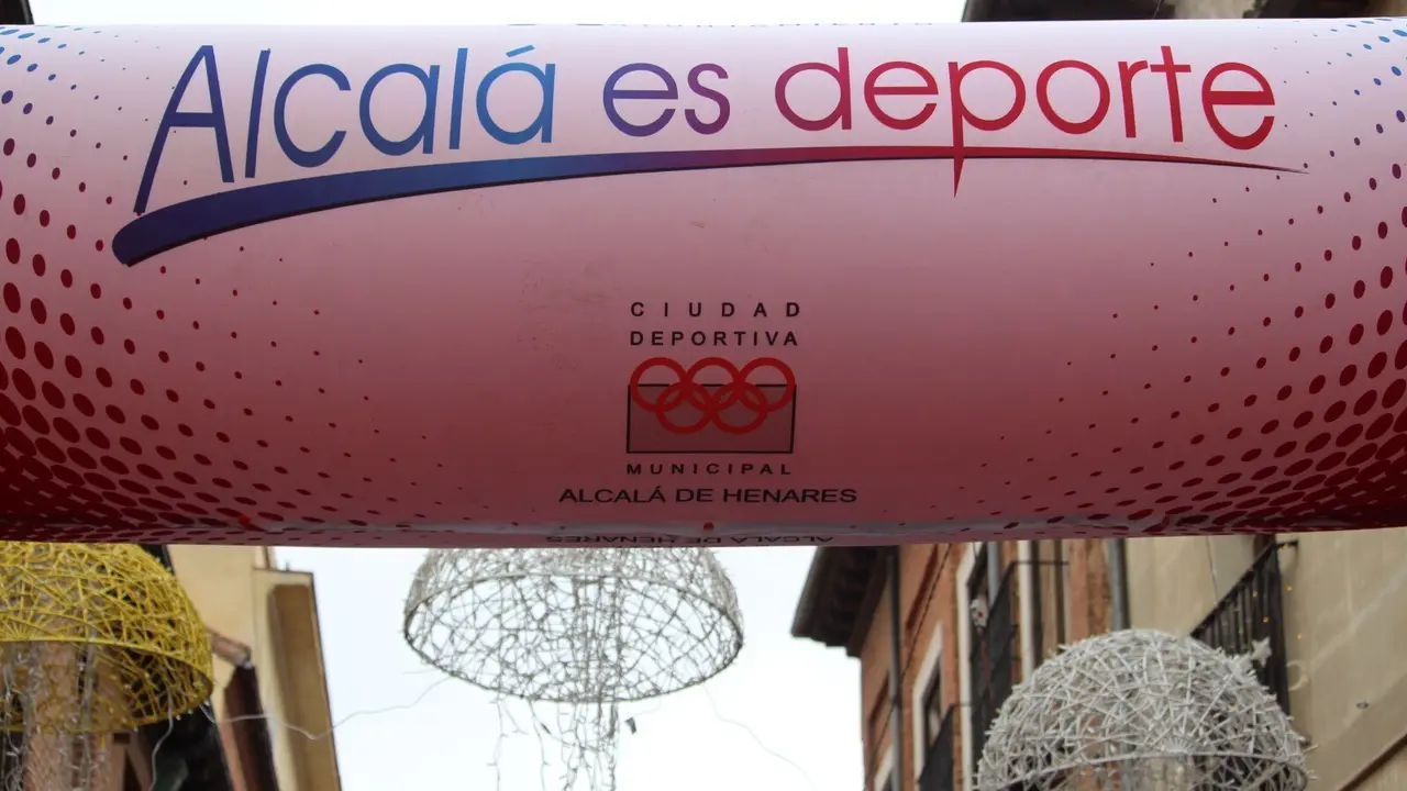 Imagen de archivo de la meta de la San Silvestre de Alcal&aacute; de Henares.