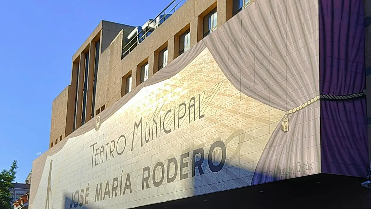 Teatro Municipal Jose Maria Rodero.