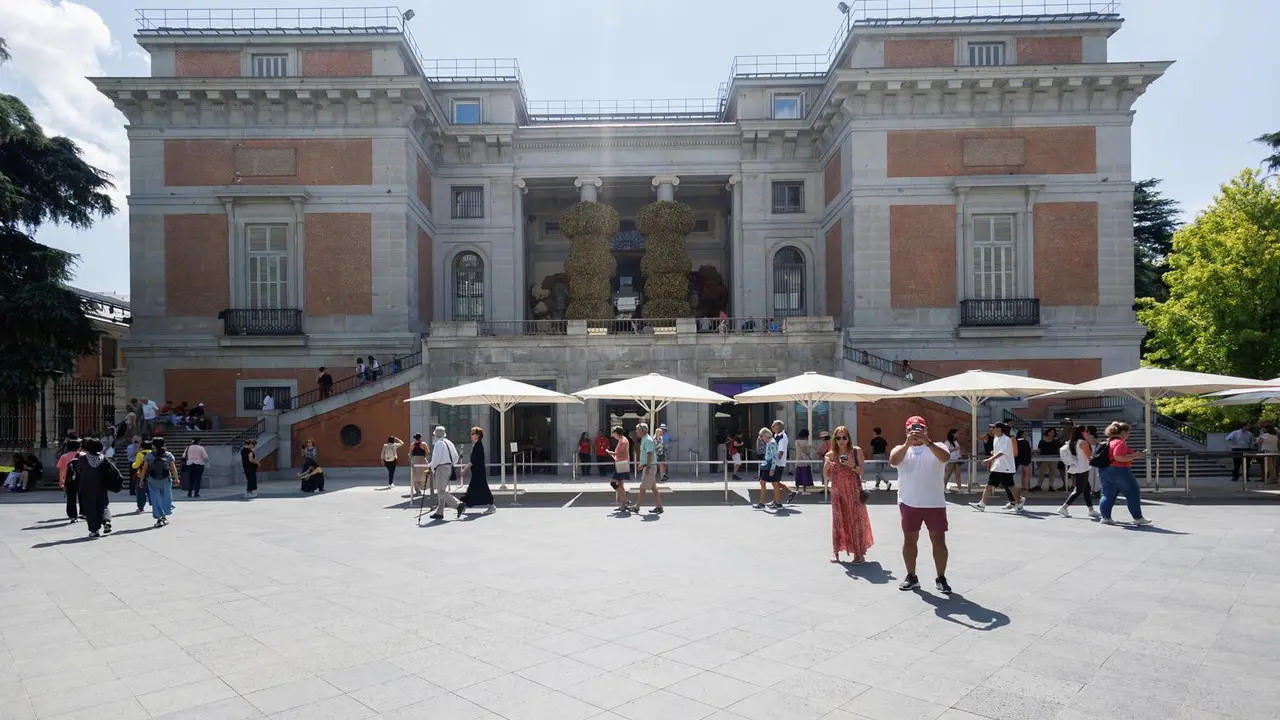 Entrada, puerta de Goya, del Museo del Prado, a 8 de septiembre, en Madrid (Espa&ntilde;a). El Museo Nacional del Prado.