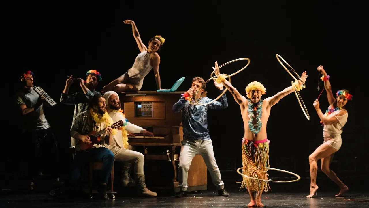 Imagen de una de las compa&ntilde;&iacute;as de circo del festival Riesgo.