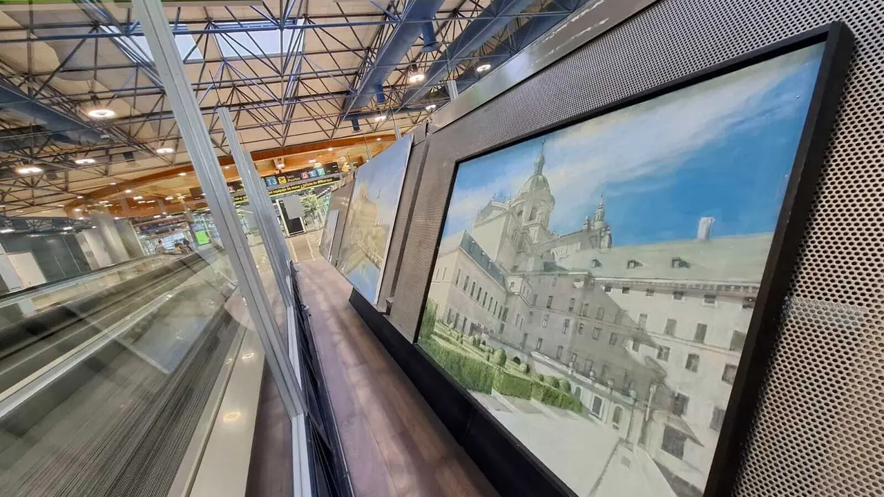 Exposici&oacute;n en el aeropuerto de Barajas, en Madrid.