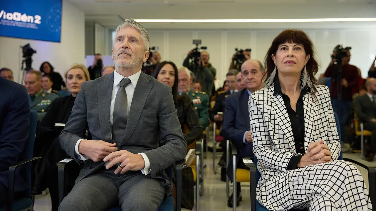 La ministra de Igualdad, Ana Redondo, y el ministro del Interior, Fernando Grande-Marlaska, presentan el nuevo modelo de respuesta policial a la violencia de g&eacute;nero.
