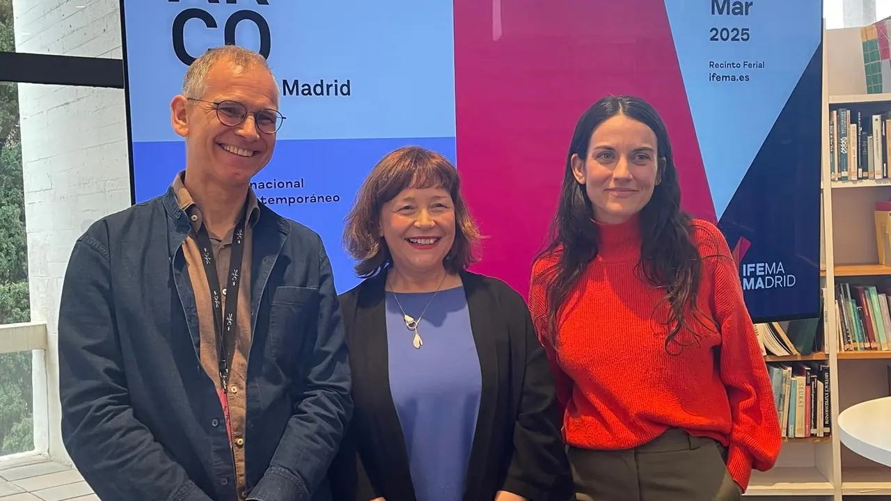 El director de la Fundaci&oacute; Mir&oacute; Marko Daniel, la directora de ARCO Maribel L&oacute;pez.