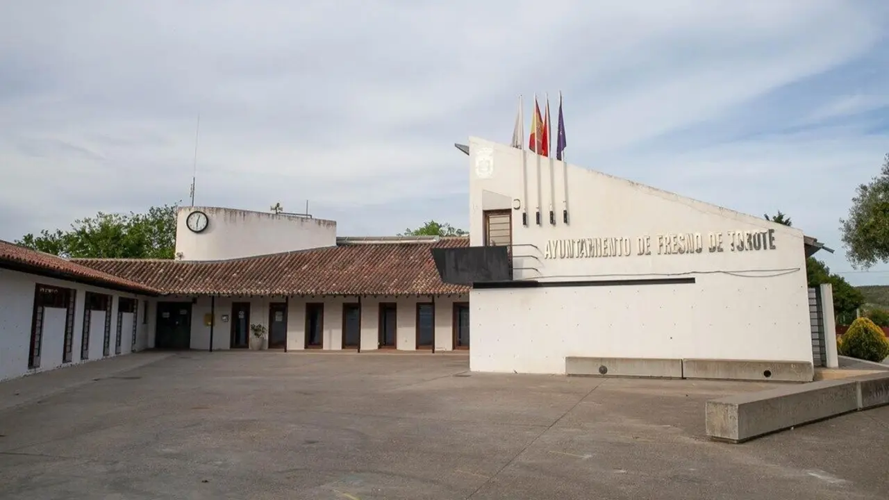 Ayuntamiento de Fresno de Torote.
