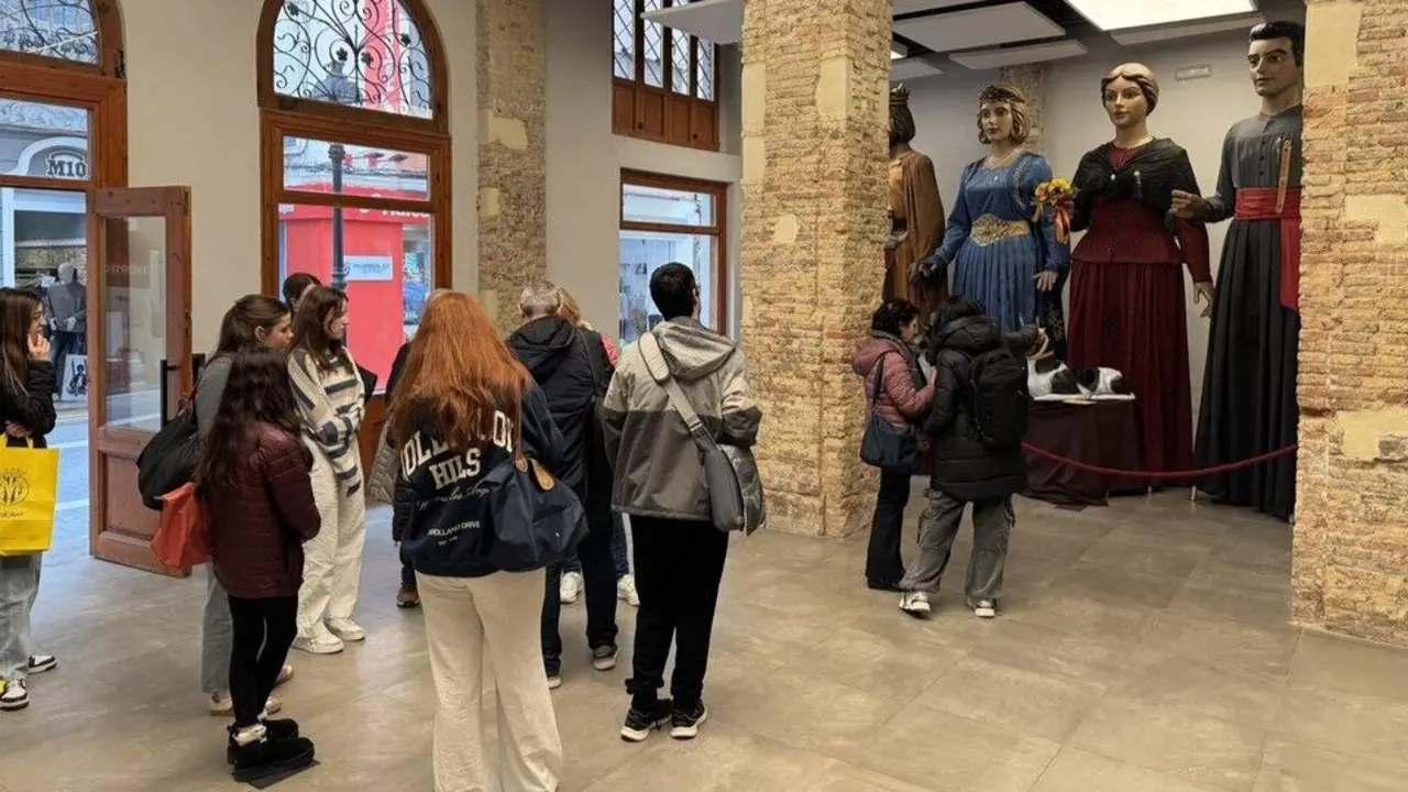 Recibimiento de alumnos italianos e irlandeses Erasmus+ del IES Broch I Llop.