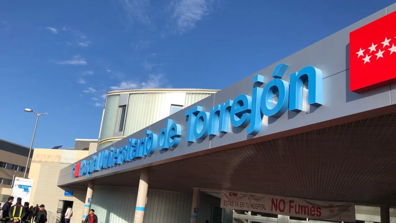 Imagen de recurso de la fachada principal del Hospital de Torrej&oacute;n de Ardoz.
