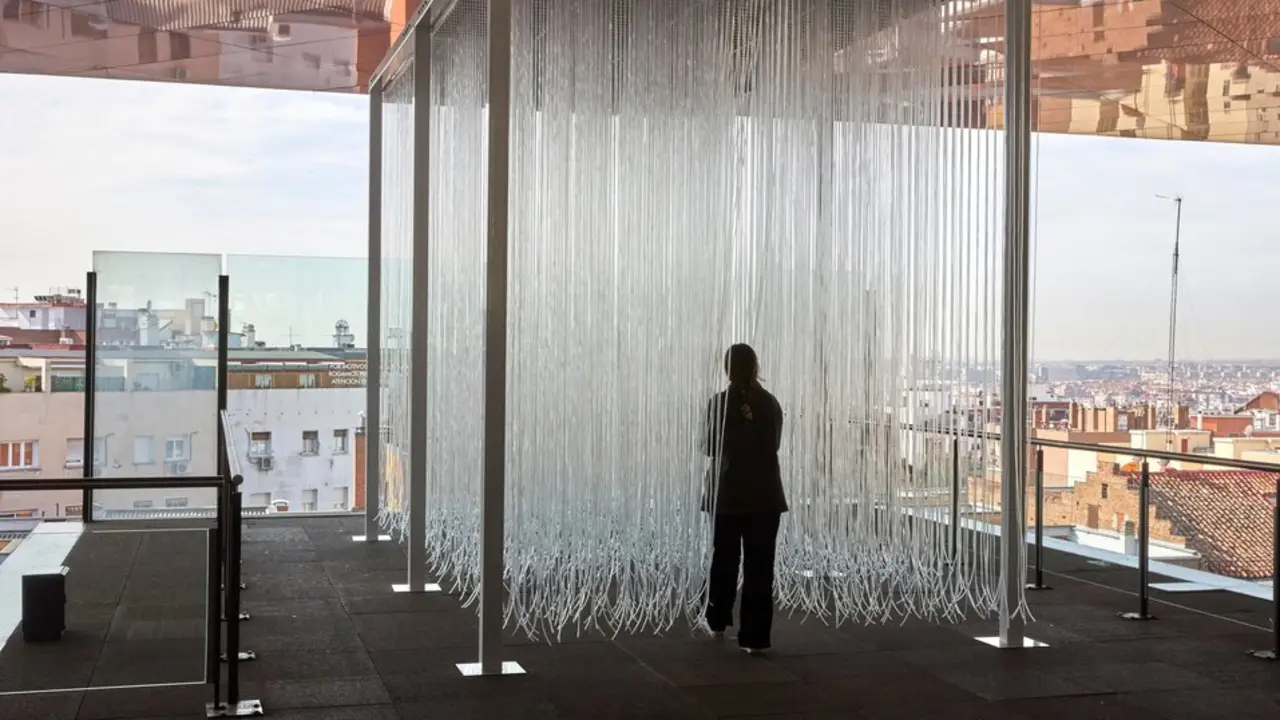 El Reina Sof&iacute;a sube su colecci&oacute;n a las terrazas del edificio Nouvel, transformadas en nuevo espacio expositivo.