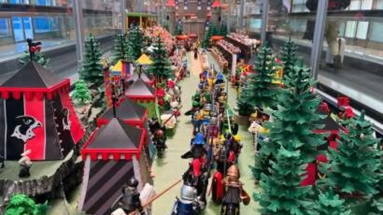 Imagen de la exposici&oacute;n de Playmobil en Madrid Barajas.