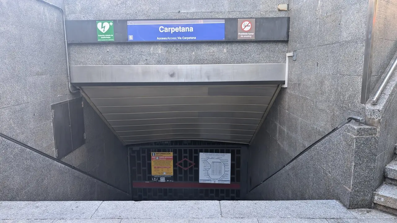 Metro de Carpetana cerrado el d&iacute;a del apag&oacute;n el&eacute;ctrico.