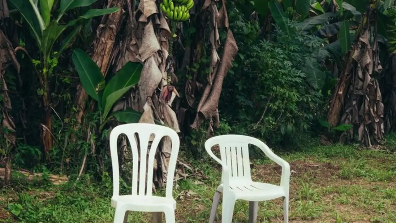Portada de 'Deb&iacute; tirar m&aacute;s fotos'. Instagram Bad Bunny.