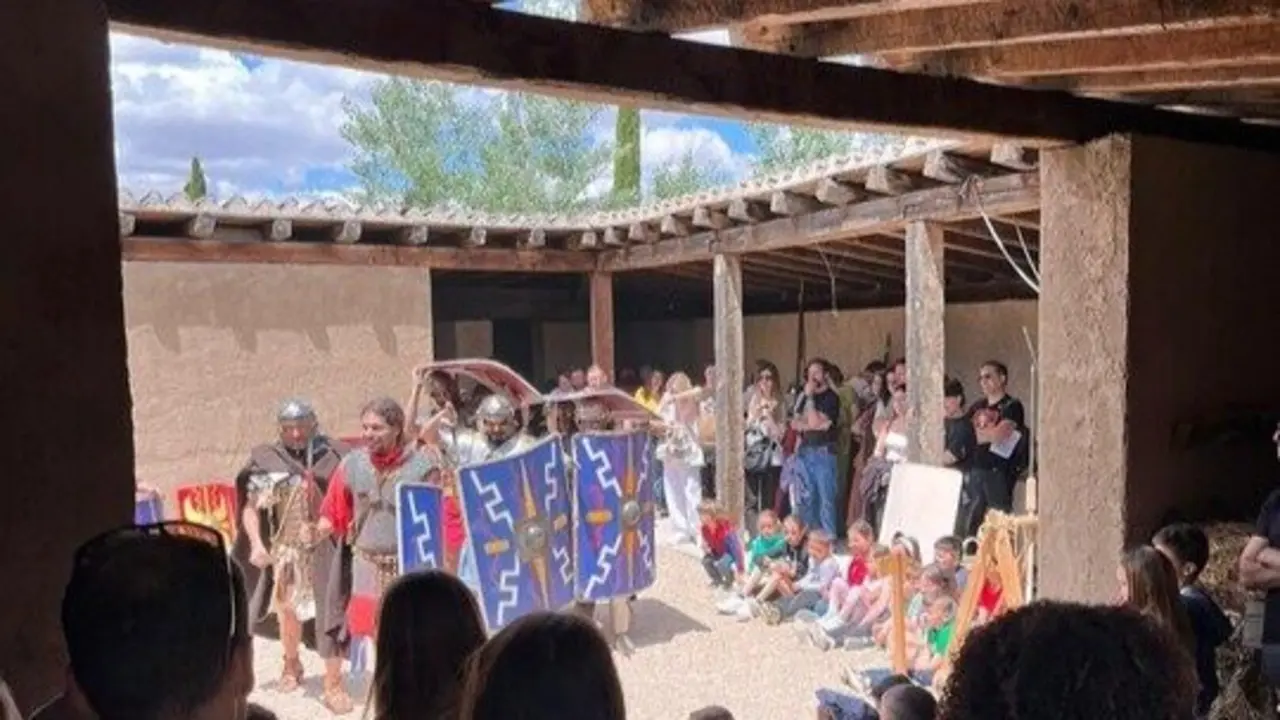 Feria de la prehistoria. imagen del Ayuntamiento de Pinto.