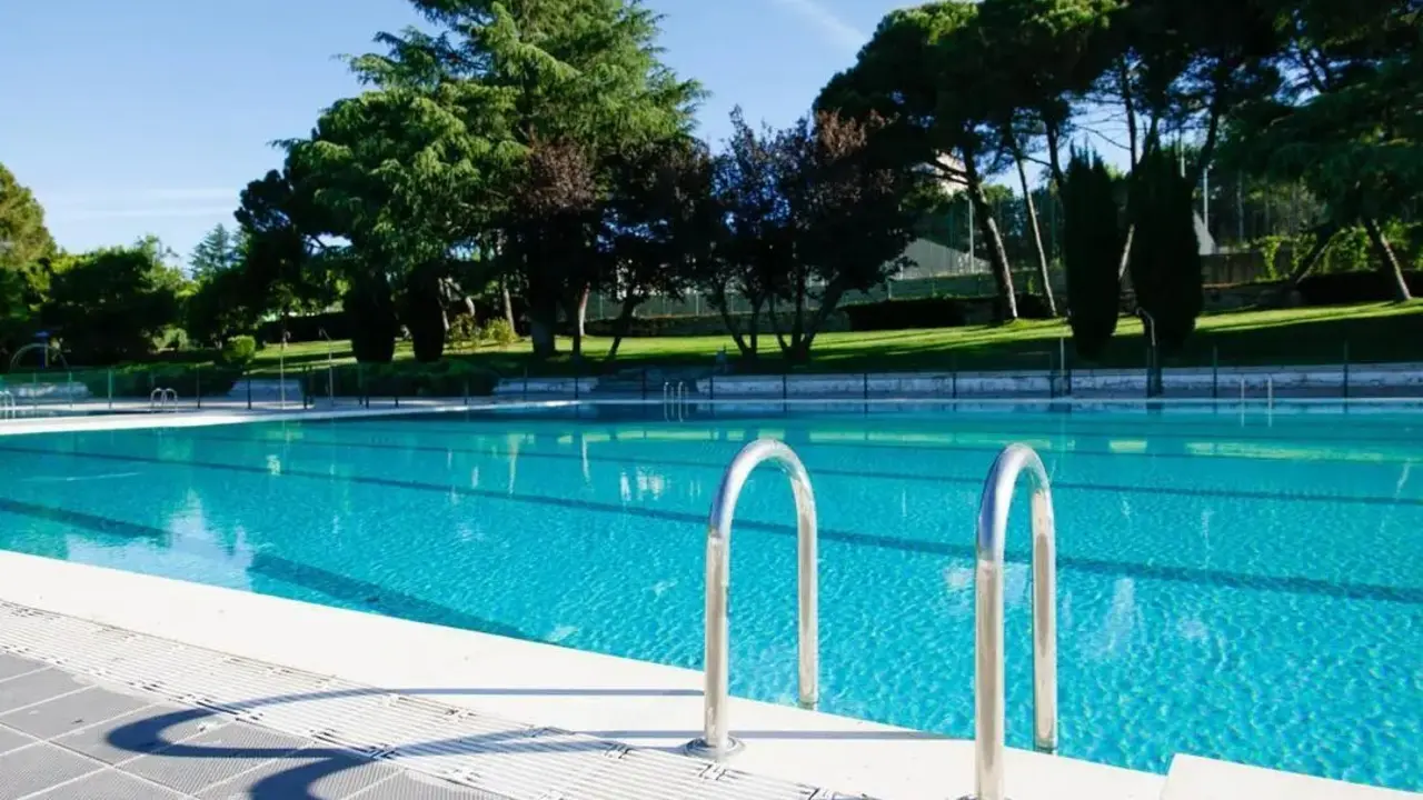 Una piscina en imagen de archivo.