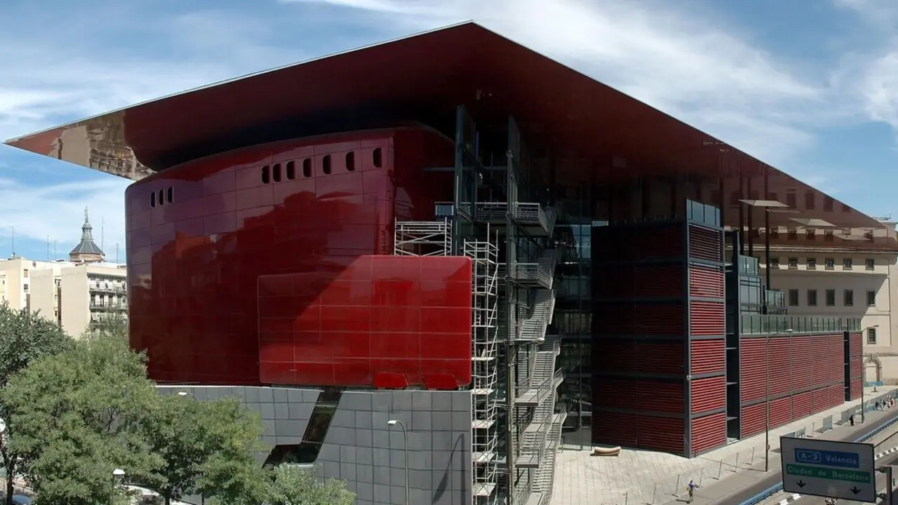 Fachada del Edificio Nouvel del Museo Reina Sof&iacute;a. Imagen de Joaqu&iacute;n Cort&eacute;s /Rom&aacute;n Lores cedida por el museo.