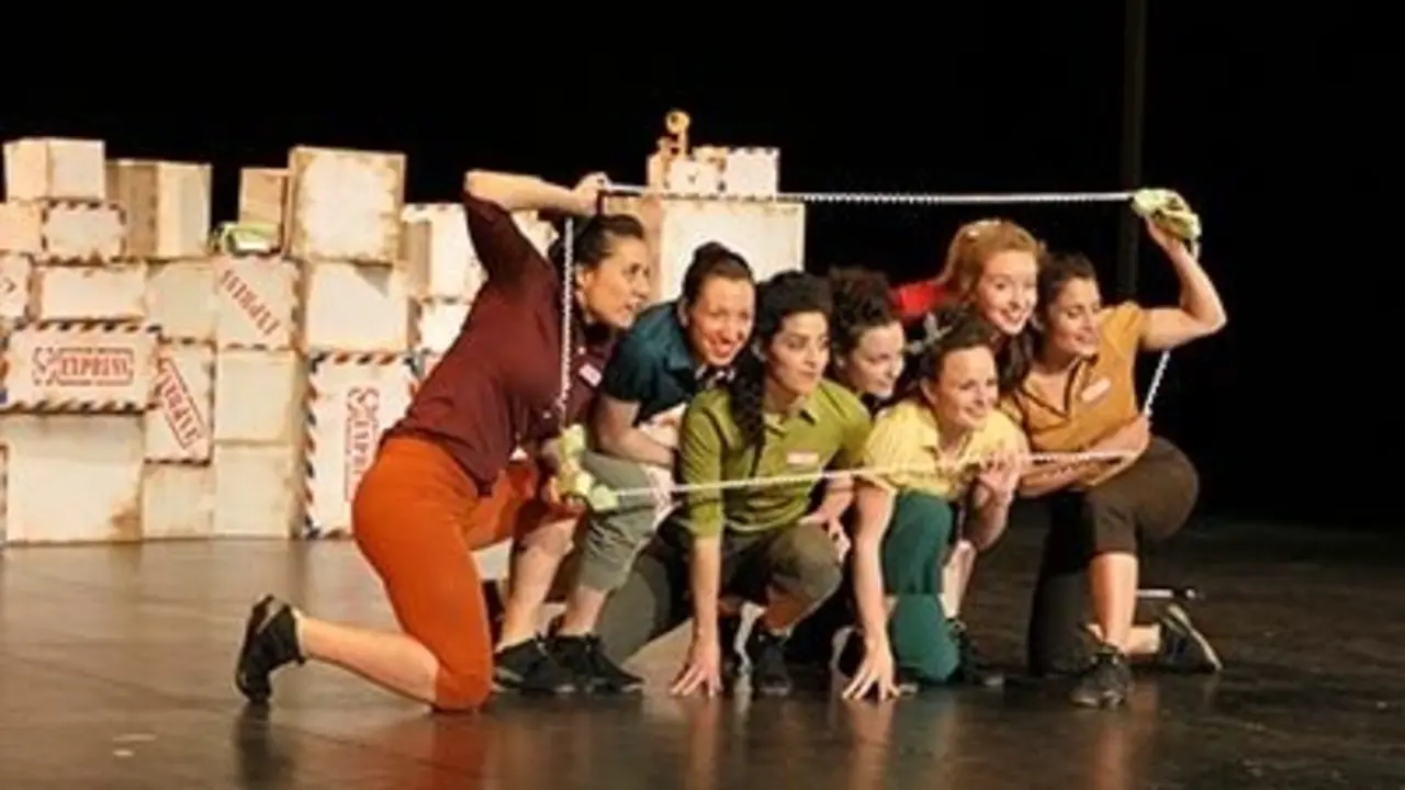 Muestra Teatro Institutos. Imagen del Ayuntamiento de M&oacute;stoles.