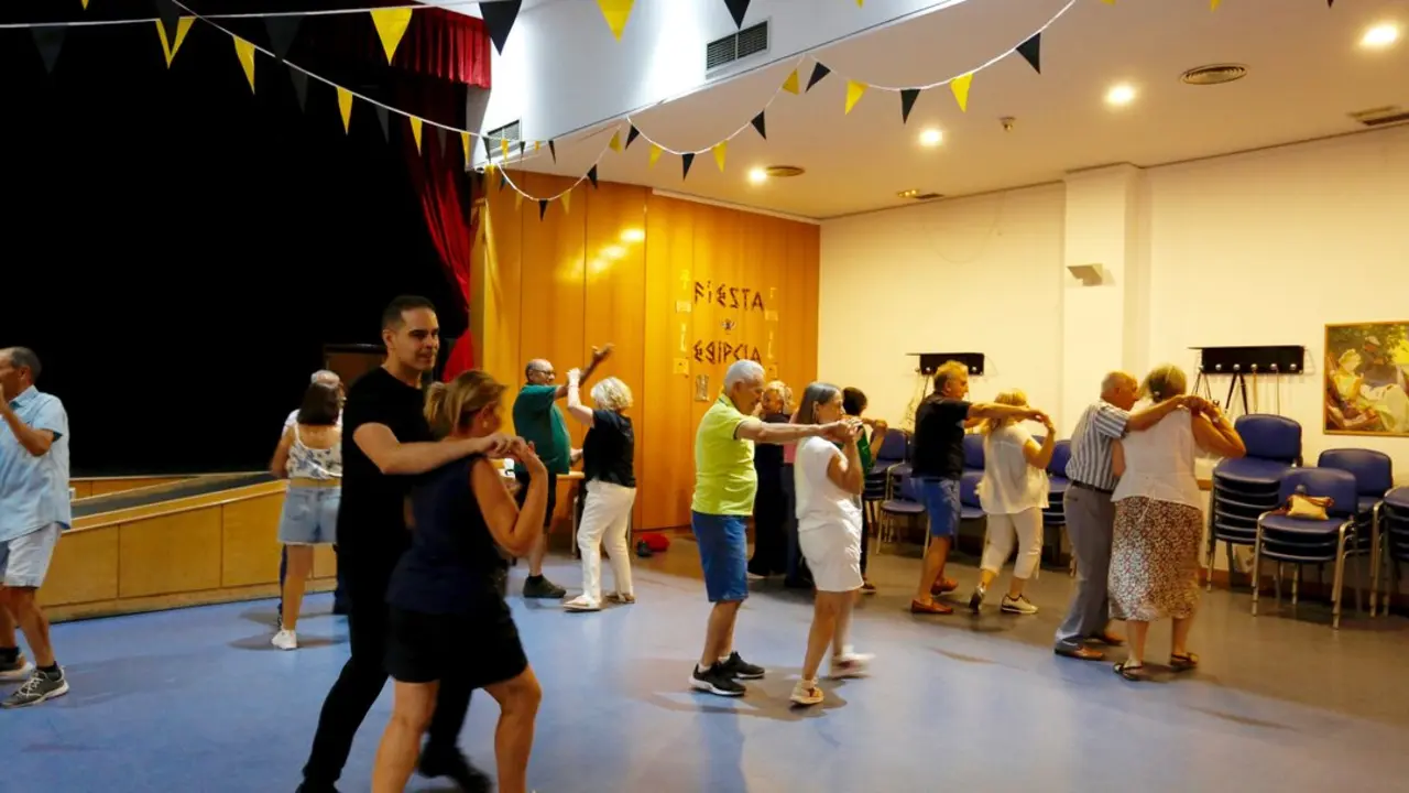 Programa para mayores de Coslada  Coslada "Vacaciones Urbanas 2025"